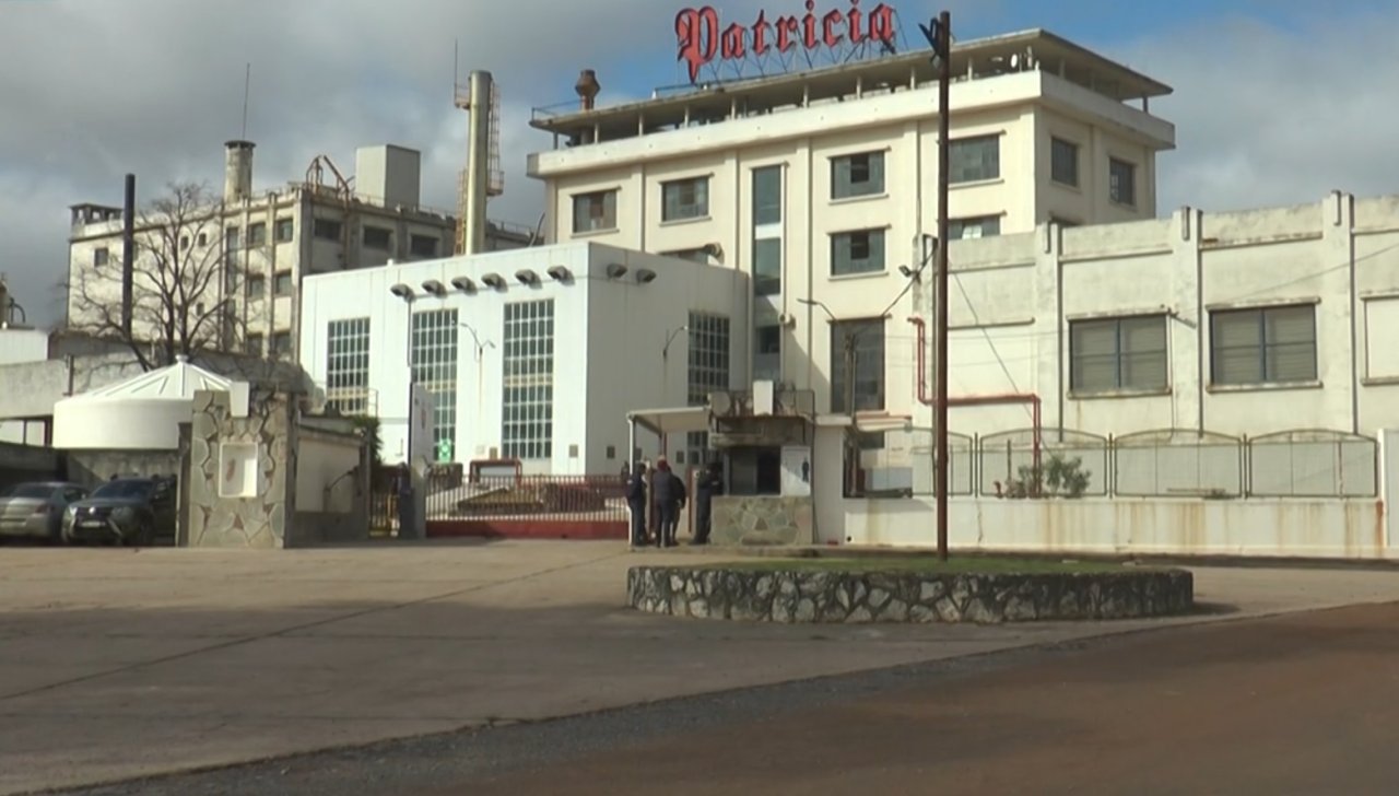 FNC ajusta cuentas: despidos y adiós a beneficios para salvar la cervecería uruguaya