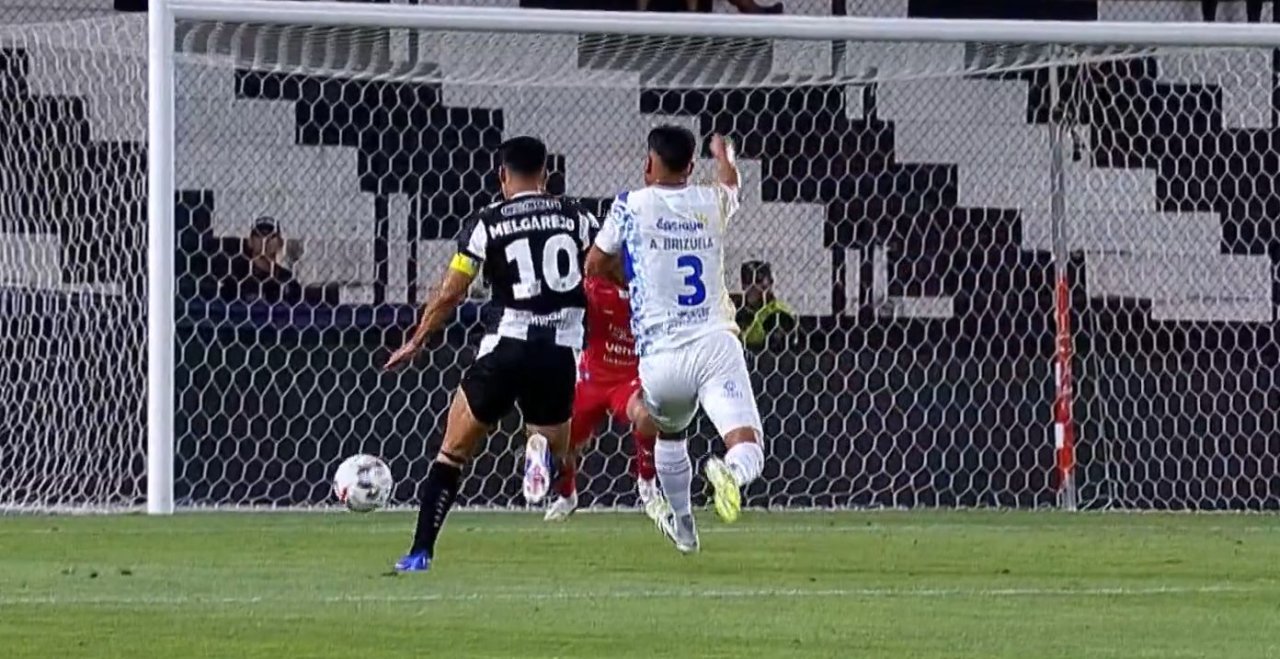 Lorenzo Melgarejo volvió y no anduvo con vueltas: gol y drama en el Guma