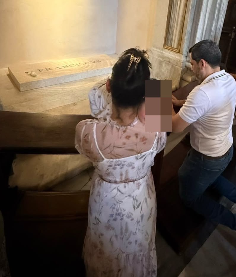 ¡¿El Papa Francisco está… muerto?! El misterio de la publicación que nos dejó mudos