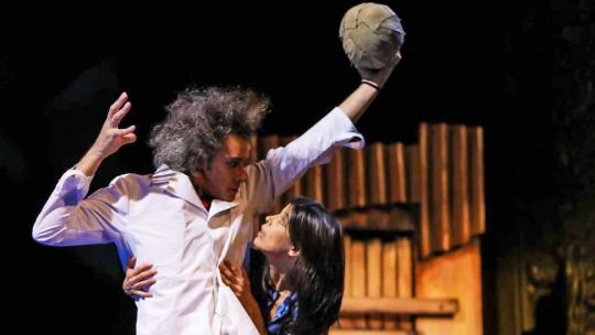 Salvajada regresa: cuando el teatro se atreve a hacer monstruos de nosotros