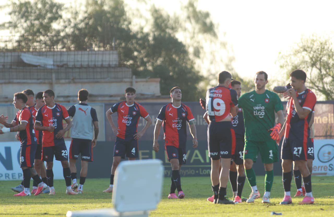 ¡Cerro Porteño en terapia intensiva! La derrota ante Ameliano enciende las alarmas antes de la Copa