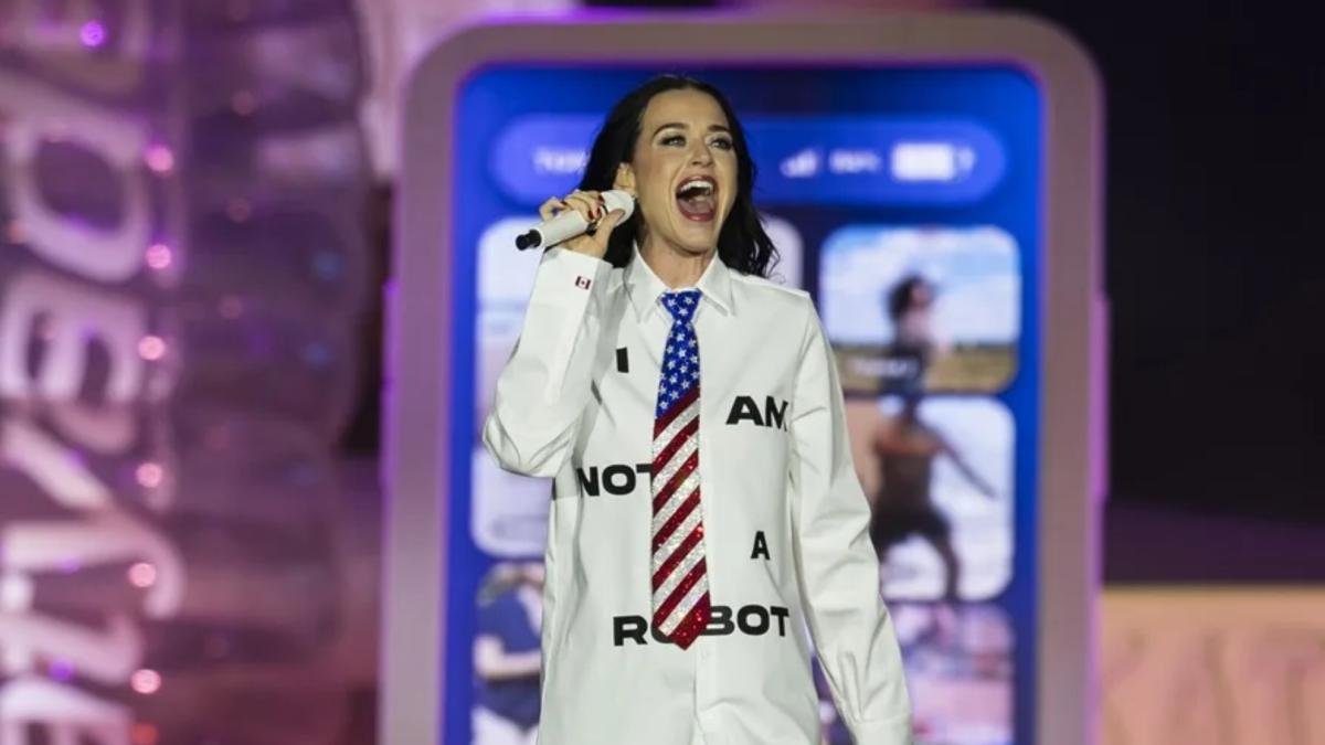 Katy Perry furiosa: la Casa Blanca usó 'Firework' para un video de bombardeos a Irán sin pedirle permiso